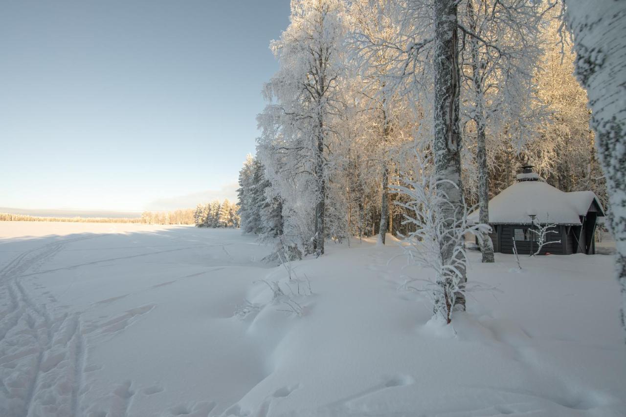 Laehderinne - 2 Bedroom Log Cabin, Private Beach, Wifi & Sauna Puolanka Esterno foto